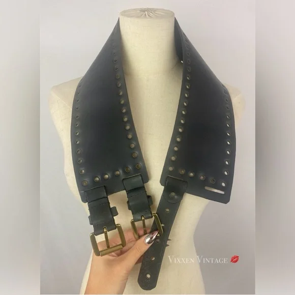 VINTAGE 1980’S WIDE DOUBLE BUCKLE SUEDE GROMMET CORSET BELT IN BLACK - Picture 7 of 8